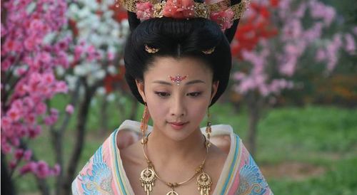 10年前的这部剧美女如云,佟丽娅阚清子都是配角,女主更美更惊艳