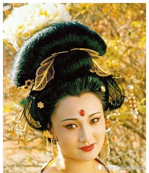 李白太厉害,短短十个字,把中国的四大美女之首描绘得美轮美奂