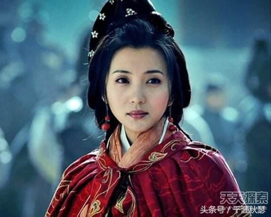 陈家洛为何选择香香公主,而不是更优秀的霍青桐
