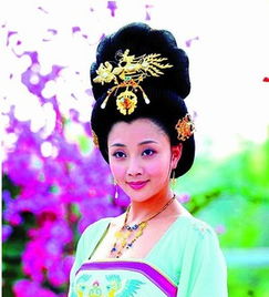 金喜善果真是韩国第一美女,连粉衬衫